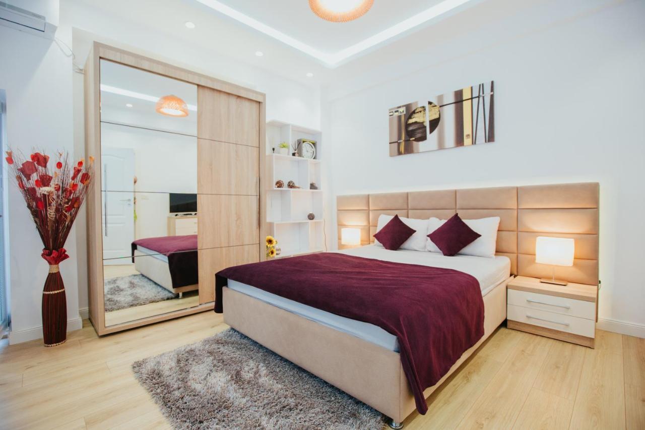 Color Apartments Corneliu Coposu 1A Street Bükreş Dış mekan fotoğraf