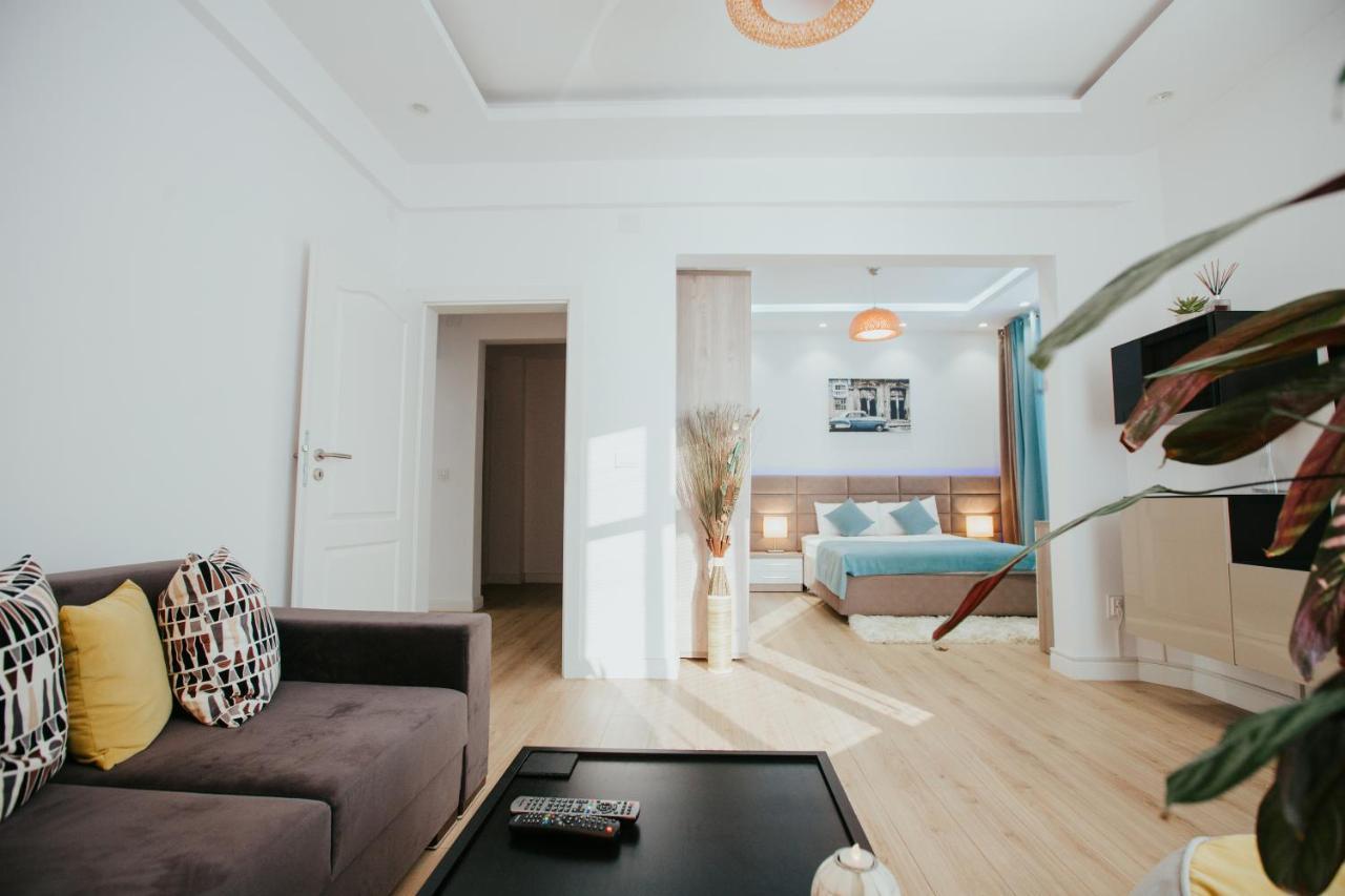 Color Apartments Corneliu Coposu 1A Street Bükreş Dış mekan fotoğraf