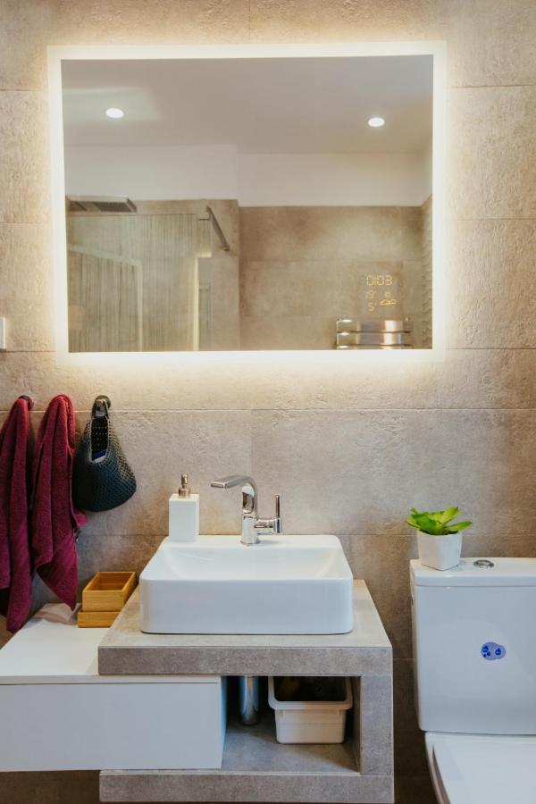 Color Apartments Corneliu Coposu 1A Street Bükreş Dış mekan fotoğraf